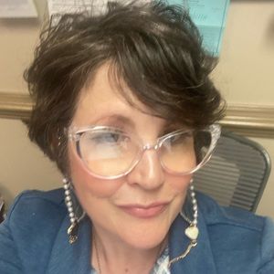 Meet your Posher, Aimee